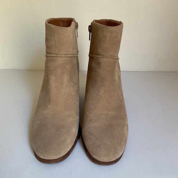 Lucky Brand Suede Ankle Booties • Beige/Taupe • Wedge Heel • Women’s 7.5 - Picture 4 of 10